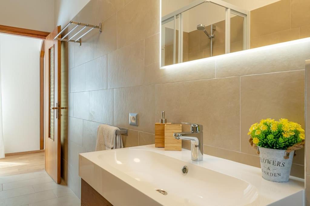 La Serena Large Apartment With Wifi, A/C, Private Parking Acquaseria 外观 照片